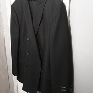 Brand New  Lineage Men 2 Piece Double Breasted Gray Suit   56L